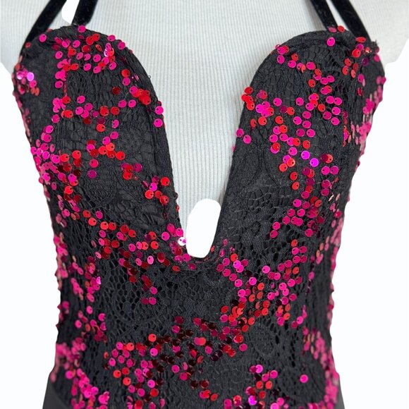 h:ours Revolve Felly Sequin Bodysuit Womens Size‎ M Fuschia Black Plunging - Picture 3 of 11